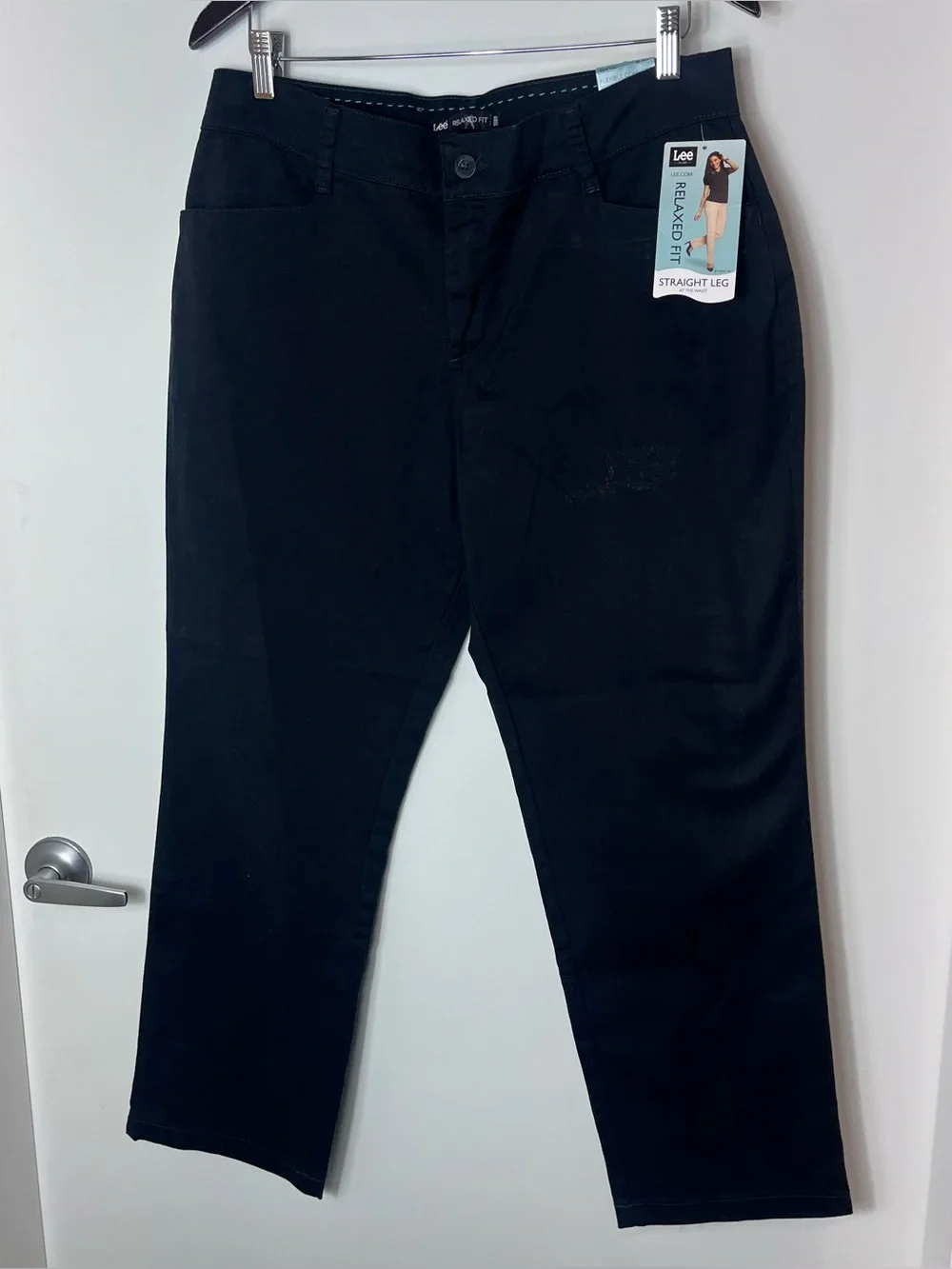 Lee Relaxed Fit Straight Leg Black Career Pants 12 Short Flexible Waistband NWT